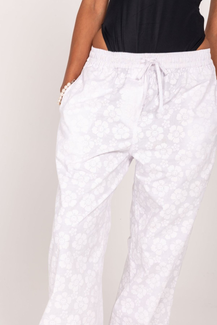 Women Emma Mulholland on Holiday Pants | Happy Hibiscus Resort Pants