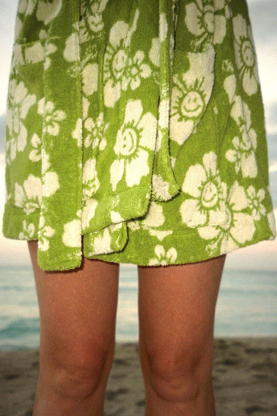 Accessories Emma Mulholland on Holiday | Happy Hibiscus Pool Robe
