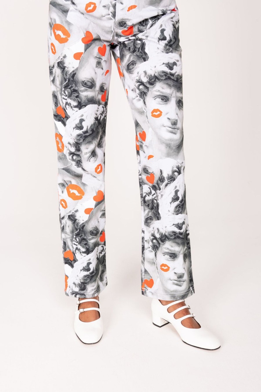Women Emma Mulholland on Holiday Pants | David Kokomo Pants